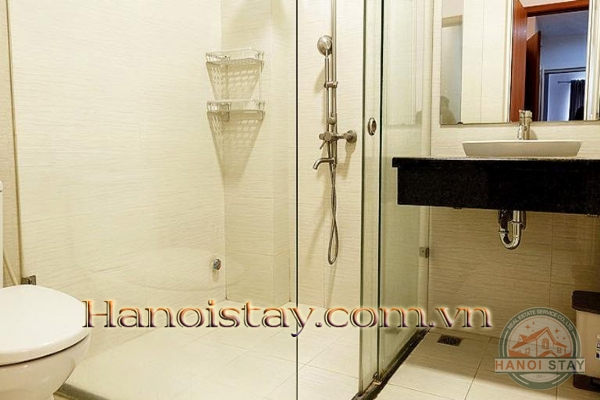 Apartment Rental in To ngoc Van Street, Tay Ho: pleasure-loving & comfortable 4