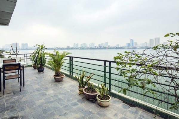 *Big Terrace, Bright Sunlight 02 Bedroom Apartment Rental in Tay Ho, Hanoi*