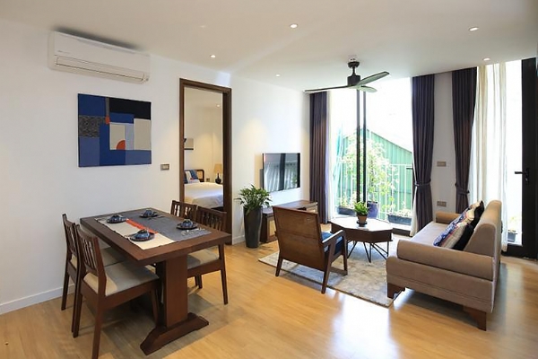 *Attracting your immediate attention to this beautiful 02 Bedroom Apartment in Hoan Kiem*