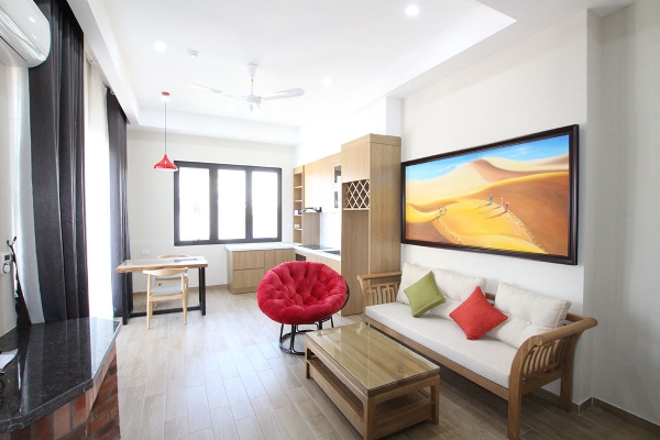 *Duplex Apartment for rent in Tu Hoa str, Tay Ho: Centrally located, well equipped, stylish 2 BR*