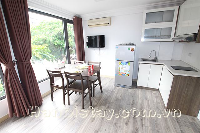Cheap Apartment For rent in Tay Ho district, Hanoi 3