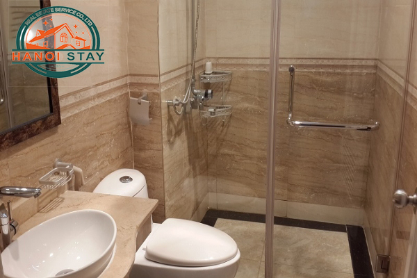 Deluxe Two Bedroom serviced Apartment For rent in Lang Ha str, Ba Dinh 12