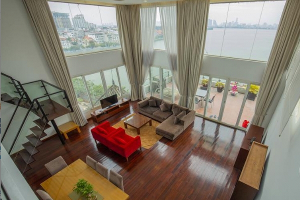 *Marvelous 03 BR Duplex apartment for rent in Xuan Dieu str, Tay ho Distr with Beautiful Lake View*