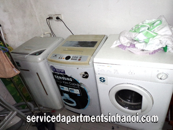 Open Floor Plan One Bed Apartment Rental in Yet Kieu str, Hoan Kiem 11
