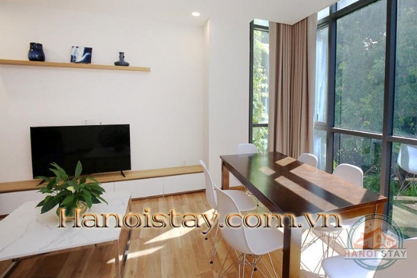 *Style, Charm & Comfort 02 BR Apartment Rental in Truc bach Area, Ba Dinh* 3