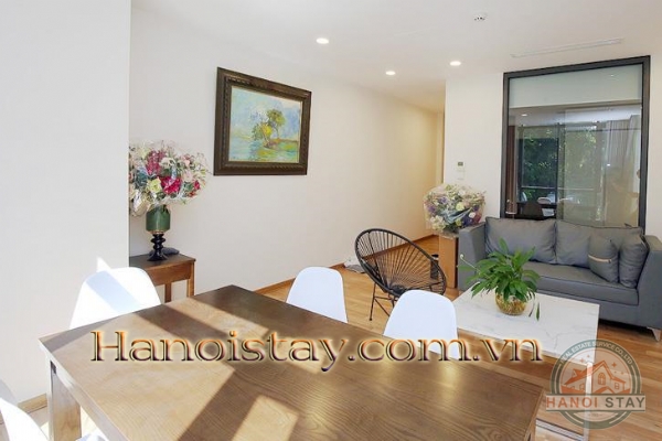 *Style, Charm & Comfort 02 BR Apartment Rental in Truc bach Area, Ba Dinh* 4