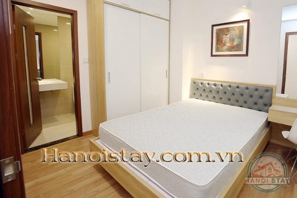 *Style, Charm & Comfort 02 BR Apartment Rental in Truc bach Area, Ba Dinh* 15