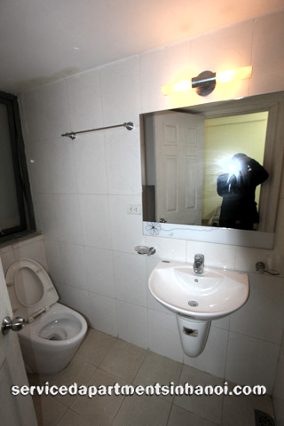Very Cheap Two bedroom apartment for rent near Lang Ha str, Dong Da 7