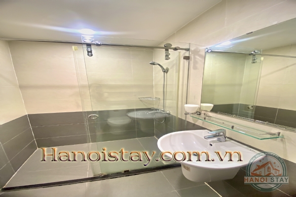 * Very Nice lake view & Big Yard 2 Bedroom apartment Rental in Quang An street, Tay ho* 7