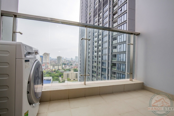 1 Bedroom Premium Apartment For Rent In Vinhomes Metropolis in Ba Dinh 11