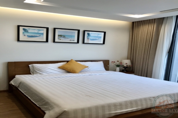 2 Nice Designed Bedroom Apartment For Rent In Vinhomes Metropolis 15