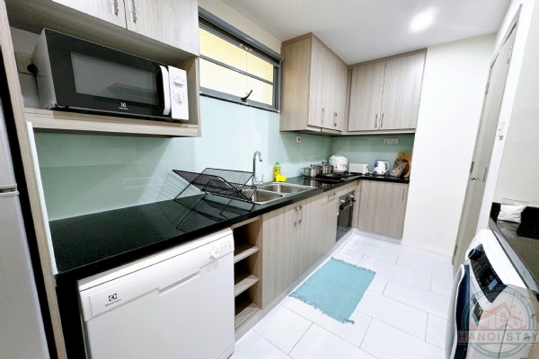 3-Bedroom, 2-Bath Apartment for Rent | 122m² | West Lake Area 9