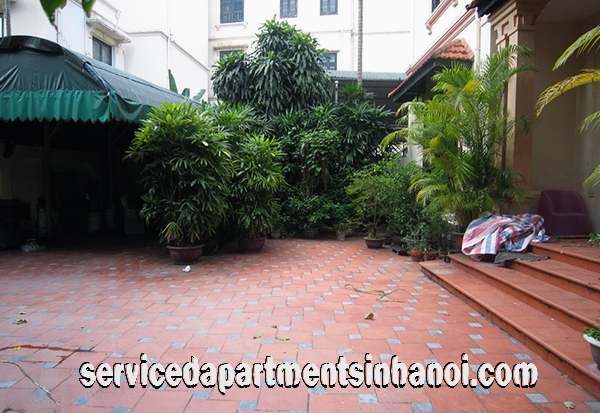 A nice villa for rent with a big courtyard, swimming pool , Five bedroom 1