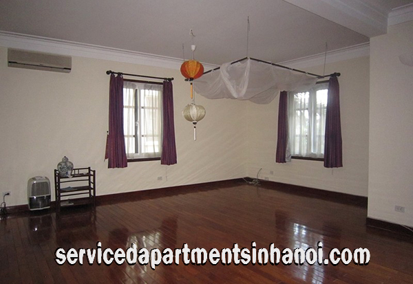 A nice villa for rent with a big courtyard, swimming pool , Five bedroom 12