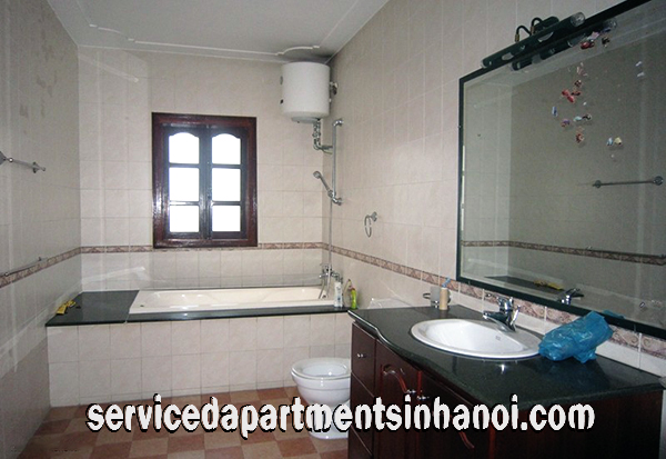 A nice villa for rent with a big courtyard, swimming pool , Five bedroom 8