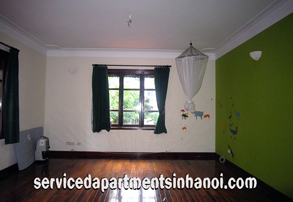 A nice villa for rent with a big courtyard, swimming pool , Five bedroom 9