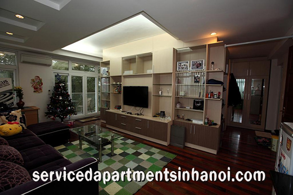 A serviced apartment with balcony for rent near Hoan Kiem lake 2