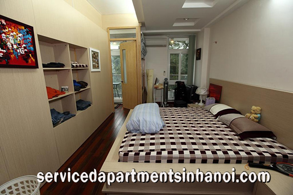 A serviced apartment with balcony for rent near Hoan Kiem lake 3