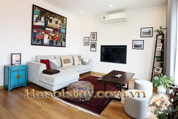 *Absolutely Beautiful 03 BR Duplex green terrace apartment rental in Xuan Dieu street, Tay Ho* 2