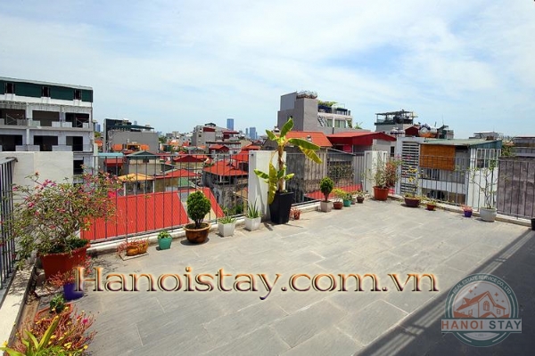 *Absolutely Beautiful 03 BR Duplex green terrace apartment rental in Xuan Dieu street, Tay Ho* 18