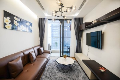 *Airy & Beautiful One Bedroom Apartment For Rent in Vinhomes Metropolis, Nice Amenities*