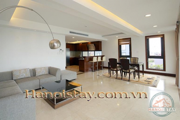 *Amazing Lake View Upgraded Luxury 03 Bedroom Apartment Rental in Xuan Dieu street, Tay Ho* 1