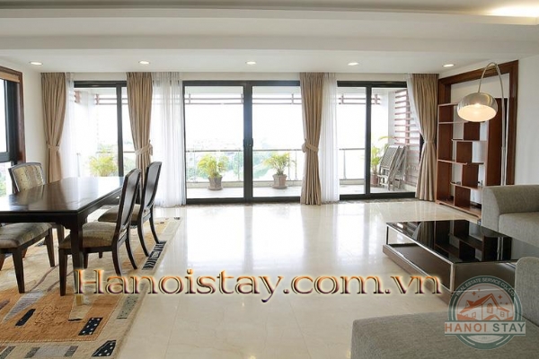 *Amazing Lake View Upgraded Luxury 03 Bedroom Apartment Rental in Xuan Dieu street, Tay Ho* 5