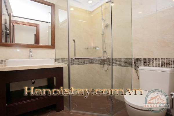 *Amazing Lake View Upgraded Luxury 03 Bedroom Apartment Rental in Xuan Dieu street, Tay Ho* 9