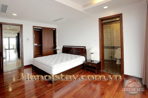 *Amazing Lake View Upgraded Luxury 03 Bedroom Apartment Rental in Xuan Dieu street, Tay Ho* 20