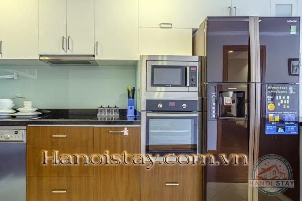 *Amazing Lakefront 02 bedroom apartment for rent in Xuan Dieu str, Tay ho* 8