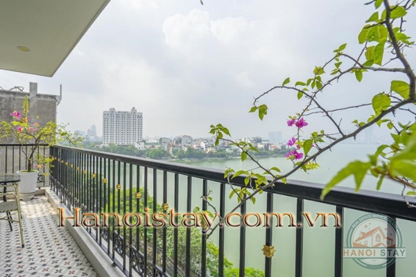 *Amazing Lakefront 02 bedroom apartment for rent in Xuan Dieu str, Tay ho* 11