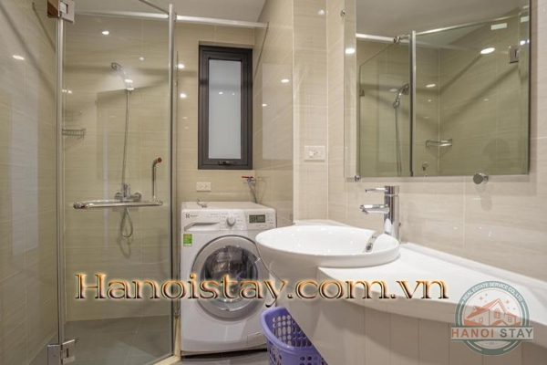 *Amazing Lakefront 02 bedroom apartment for rent in Xuan Dieu str, Tay ho* 13
