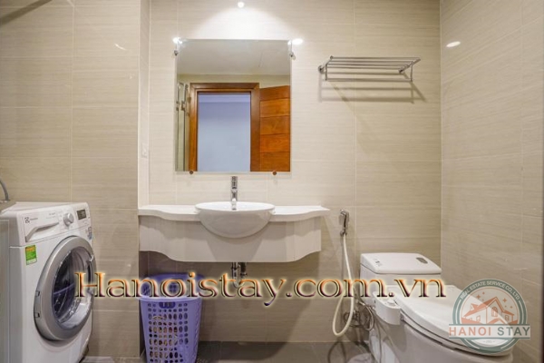 *Amazing Lakefront 02 bedroom apartment for rent in Xuan Dieu str, Tay ho* 14