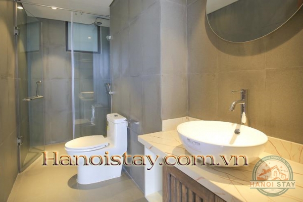 *Amazing & Spacious Lakefront Serviced Apartment Rental in Yen Phu Area, Tay Ho* 5