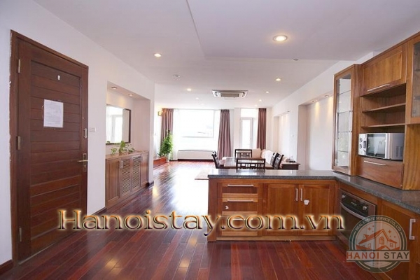 Amazing view and natural light 3 bedroom apartment rental in Westlake 1