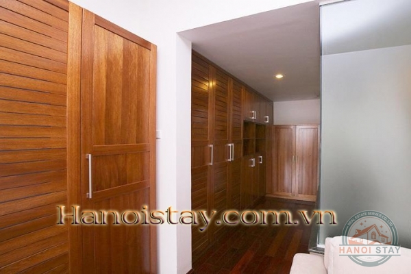Amazing view and natural light 3 bedroom apartment rental in Westlake 11