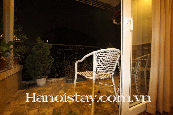 Cozy Two bedroom serviced apartment rental near Phan Chu Trinh street, Hoan Kiem 4