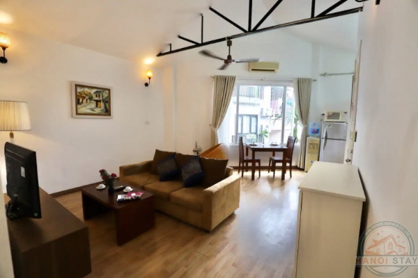 Apartment for rent in Linh Lang st, Ba Dinh, spacious living room, wooden floor 9