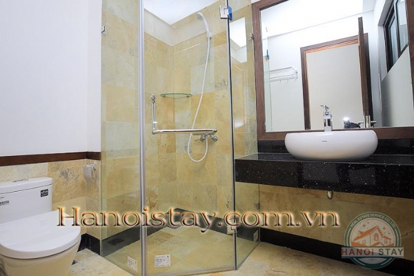 Are you looking for a modern 2 Bedroom apartment in Center of Tay Ho & Walking distance to West Lake? 11