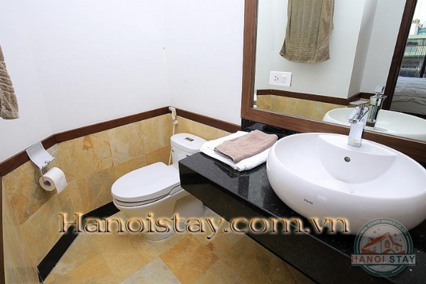 Are you looking for a modern 2 Bedroom apartment in Center of Tay Ho & Walking distance to West Lake? 16
