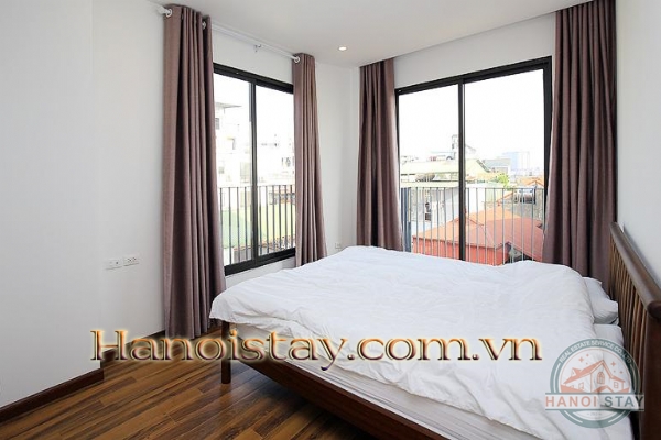 Are you looking for a modern 2 Bedroom apartment in Center of Tay Ho & Walking distance to West Lake? 23