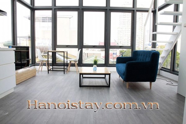 ATTRACTIVE & AMAZING BRIGHT APARTMENT in BA DINH District -