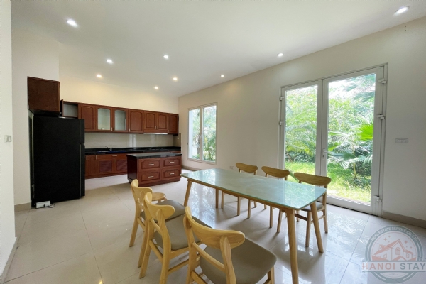 Beautiful 5 Bedroom Villa for rent in Vinhomes Riverside, Long Bien, Hoa Sua Area 3
