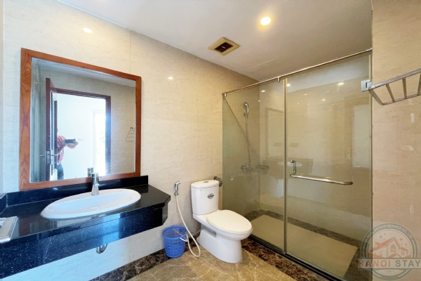 Beautiful 5 Bedroom Villa for rent in Vinhomes Riverside, Long Bien, Hoa Sua Area 11