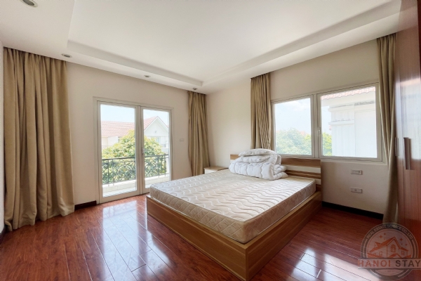 Beautiful 5 Bedroom Villa for rent in Vinhomes Riverside, Long Bien, Hoa Sua Area 12
