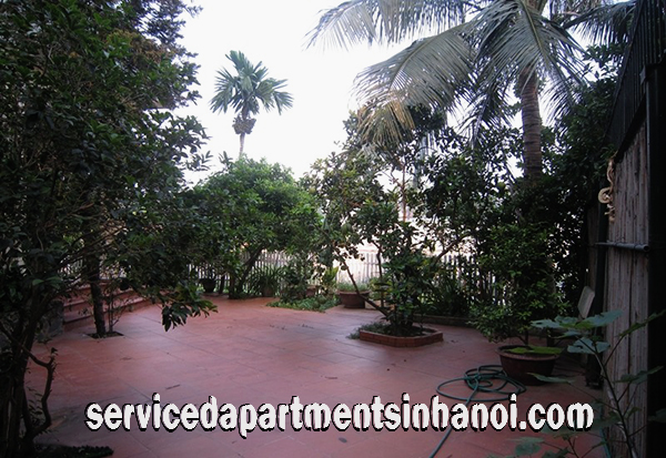 Beautiful Five Bedroom Villa for rent in Nghi Tam Village, Tay Ho, Large Garden With Lakeview 2