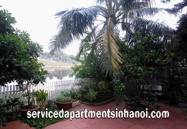 Beautiful Five Bedroom Villa for rent in Nghi Tam Village, Tay Ho, Large Garden With Lakeview 3