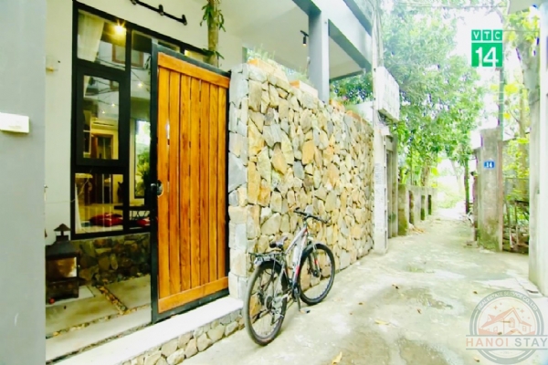 Beautiful house with 3 BR + 1 Working Room for rent in Bac Cau street, Long Bien District 9