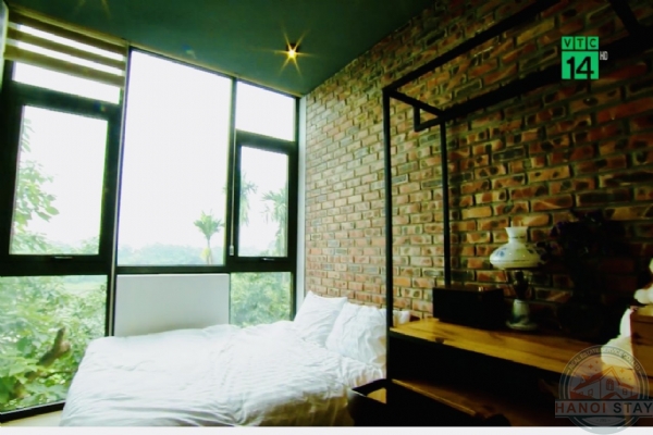 Beautiful house with 3 BR + 1 Working Room for rent in Bac Cau street, Long Bien District 17