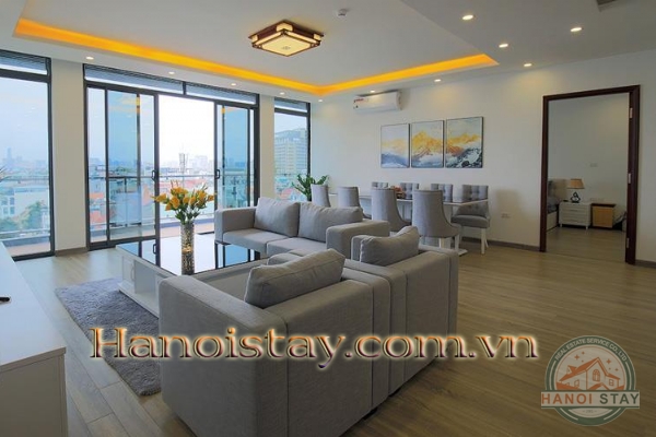 Beautiful Lake View 2 Bedroom Apartment In Xuan Dieu Str, Tay Ho 5